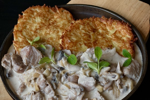 Мачанка из свинины с драниками